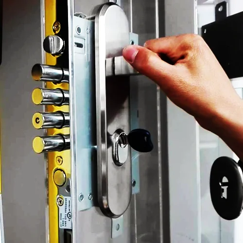 Fabrica de puertas de seguridad en Bogota